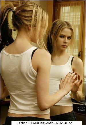 :nebun:  :nebun:  :nebun: avril lavigne